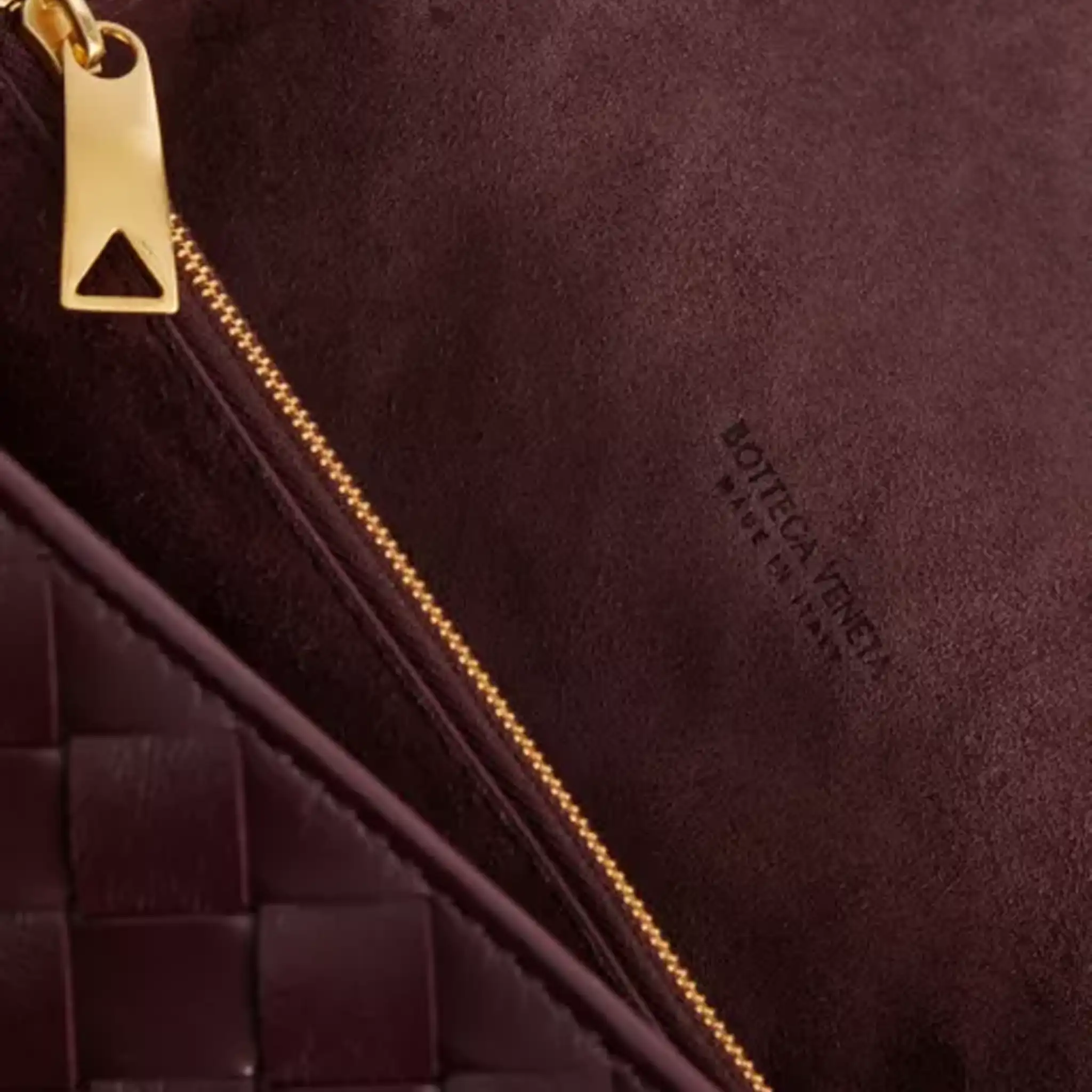 Women's Bottega Veneta Notturno Shoulder Burgundy Bag
