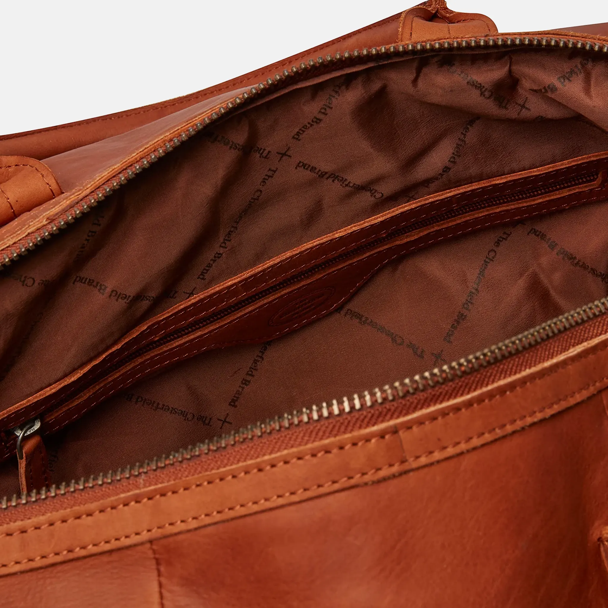 Portsmouth Cognac Leather Travel Bag - Image 5