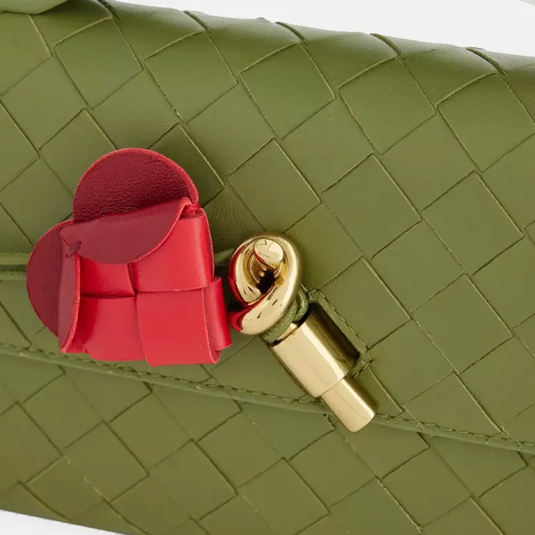 Andiamo Leather Clutch Bag button