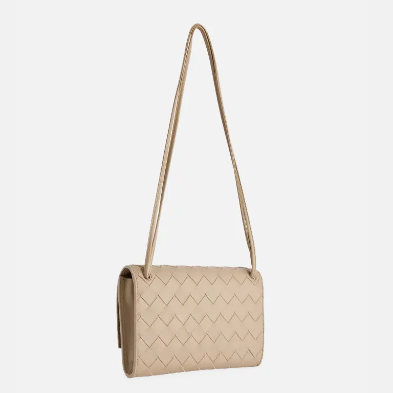 Andiamo Leather Wallet-on-Chain back