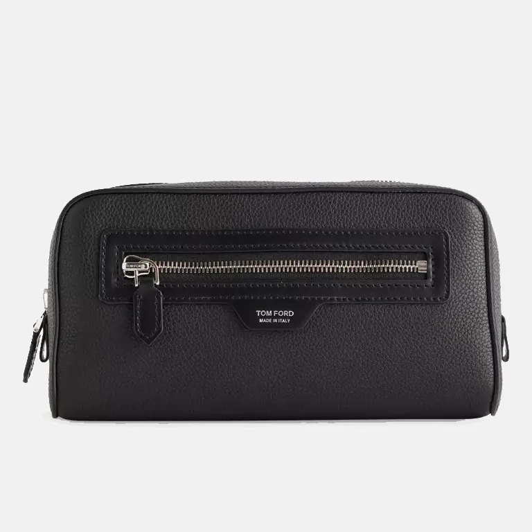 zipped-black-leather-wash-bag