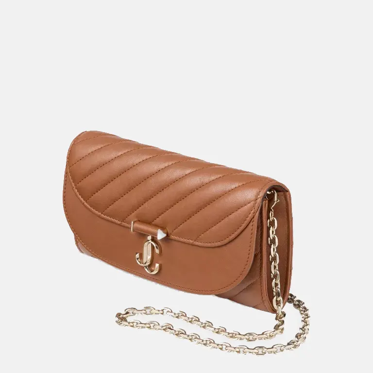 Curve Leather Wallet Chain side