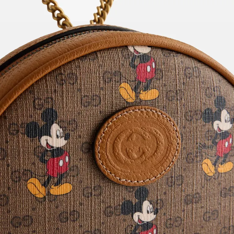 Gucci x Disney Mickey Mouse Round close