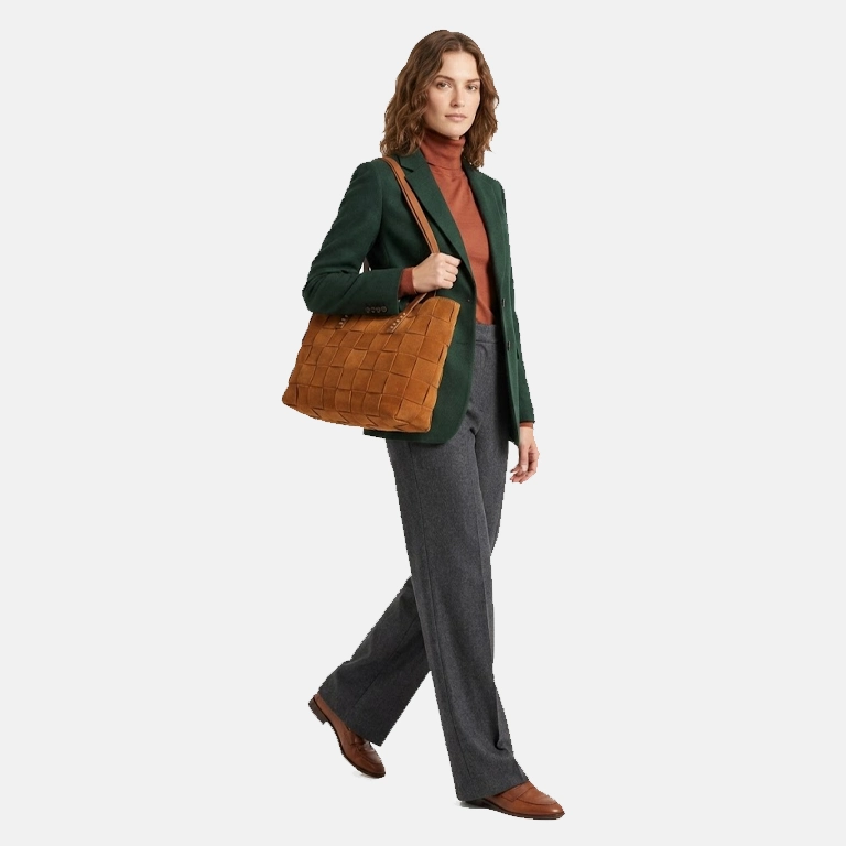 Japan Suede Tote Bag moel