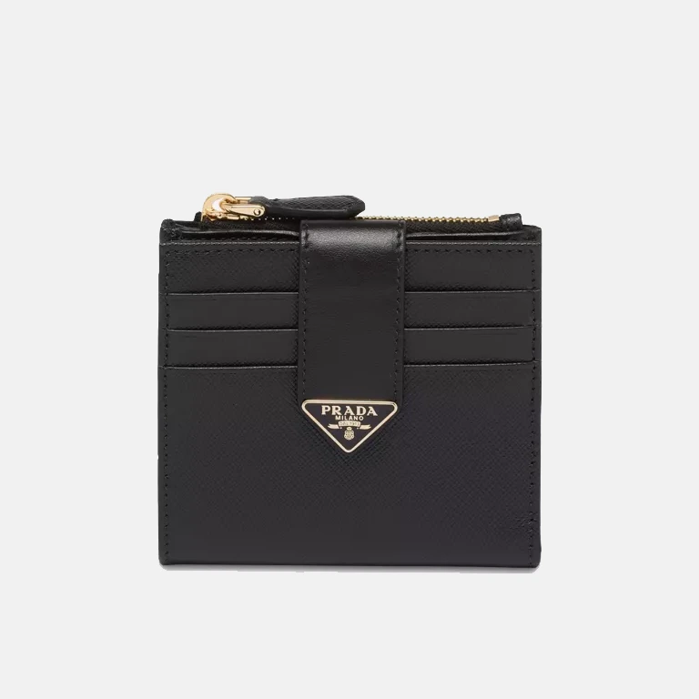 logo-plaque-bifold-black-leather-card-holder