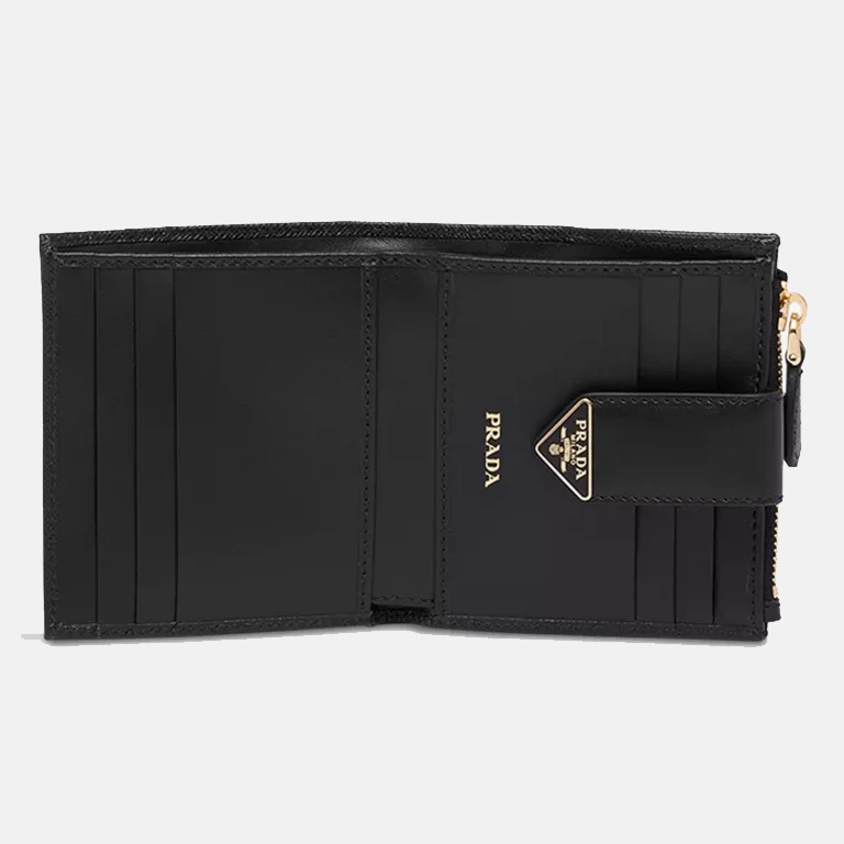 Logo-plaque bifold leather card holder open