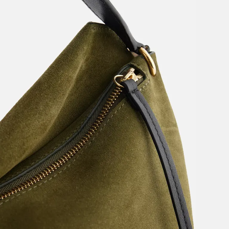 Penelope Suede Tote Bag zipper