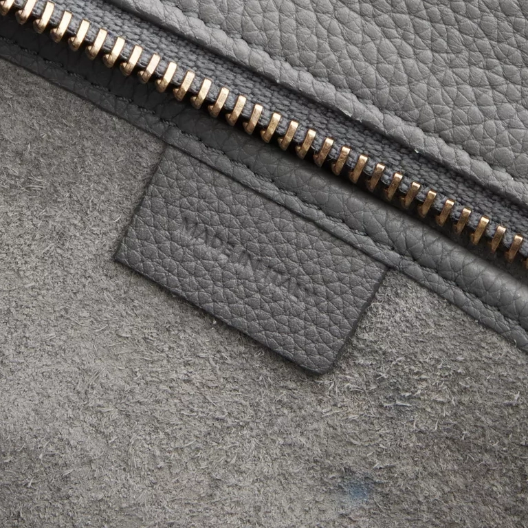 Pre-Loved Celine Nano Luggage Leather Tote Bag zip