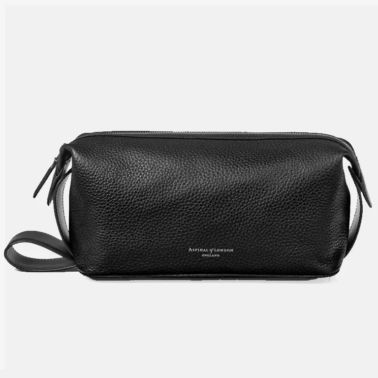 reporter-leather-wash-bag