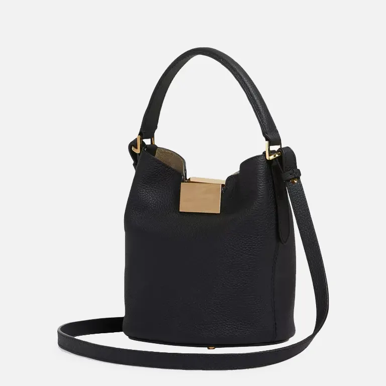 Trunkeroo Bucket Leather Shoulder Bag handle