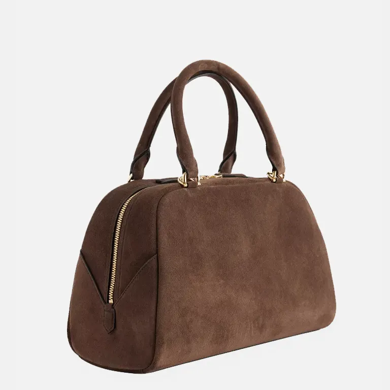 Antigona East-West Leather Shoulder Bag sikde
