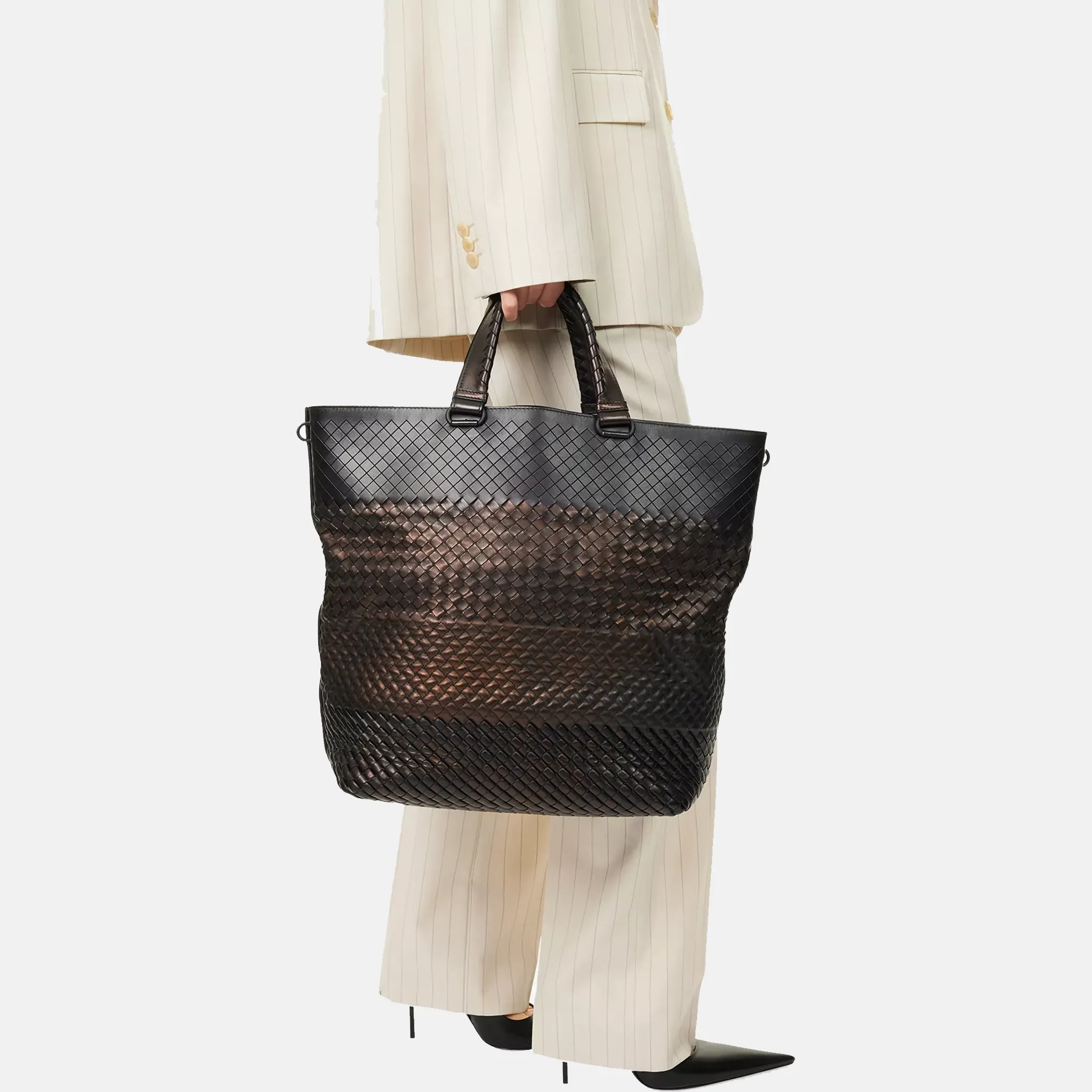 Pre-Loved Bottega Veneta Impreatore Intrecciato Convertible Leather Bag