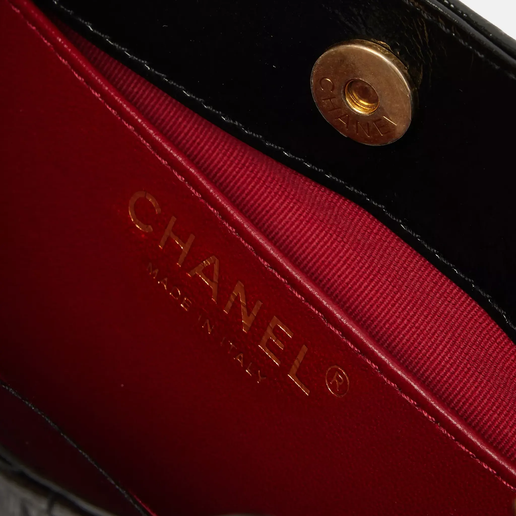 Pre-Loved Chanel Hobo Black Leather Bag
