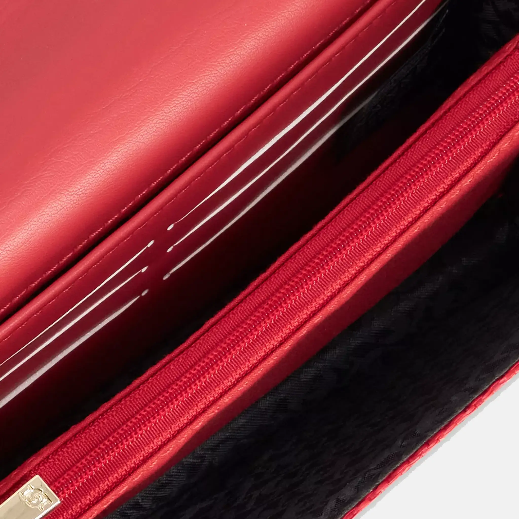 Skilled Top Handle Micro Bag