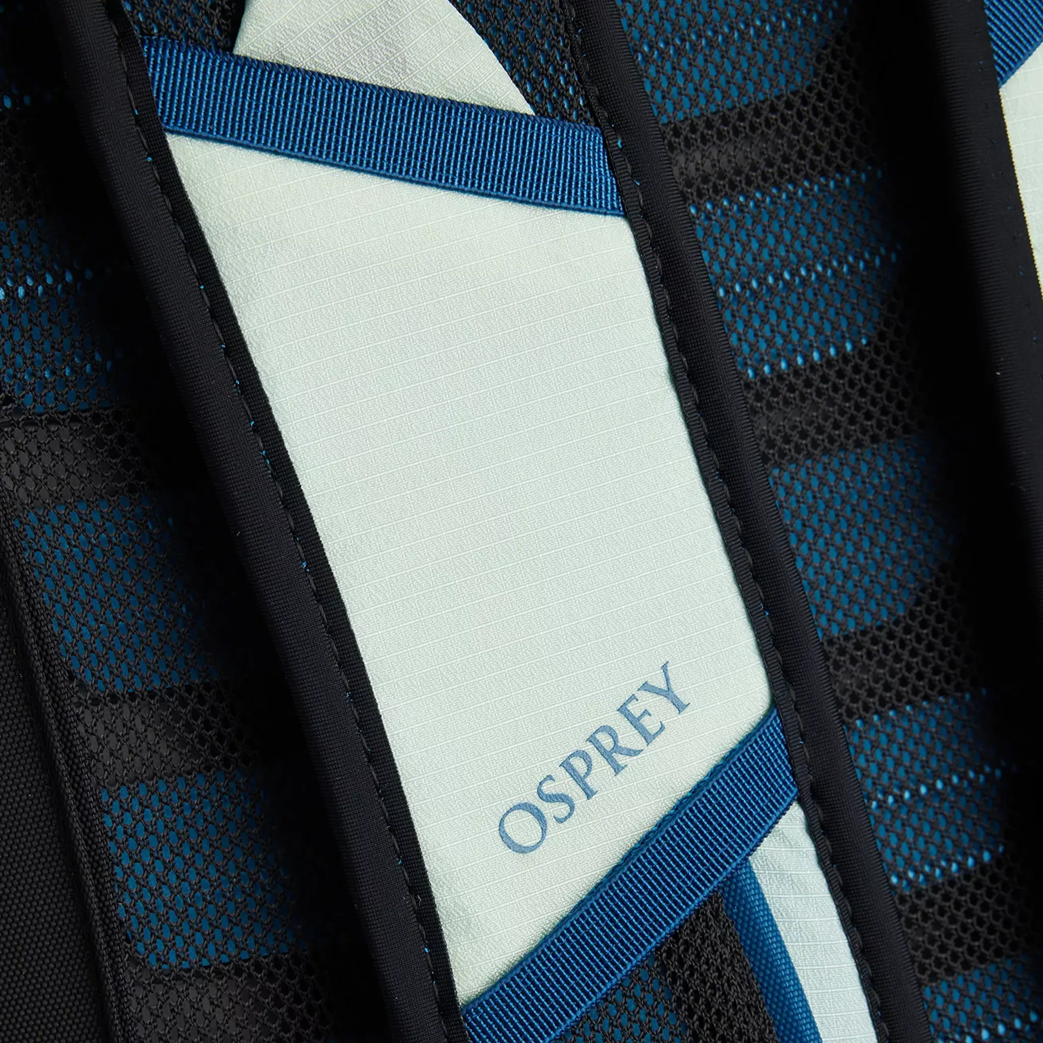 Talon™ 22 Woven Hiking Backpack